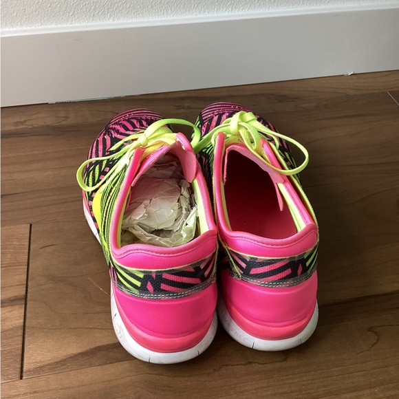 Nike Free 5.0 TR Fit 5 Print Pink Pow/Black/Volt Size 10.5W - Picture 2 of 4